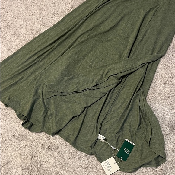 NWT HALARA Green Pull On Flowy Sleeveless Scoop Neck Maxi Tank Dress Size 1X - Picture 12 of 14